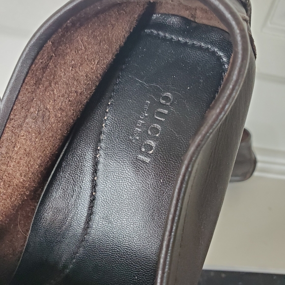 AUTHENTIC GUCCI LEATHER DRIVING LOAFERS - Picture 6 of 8